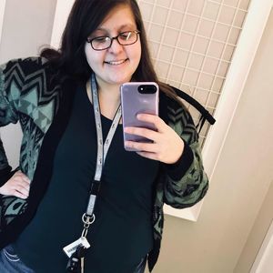 Meet your Posher, Leah